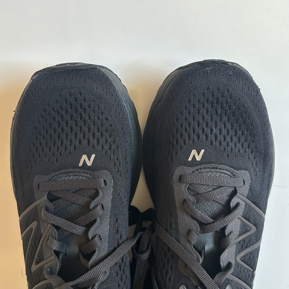 New Balance Women's Fresh Foam X 880 V13 Running Shoe - Picture 3 of 12